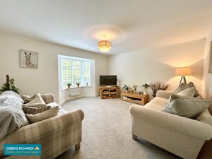 Lounge- click for photo gallery